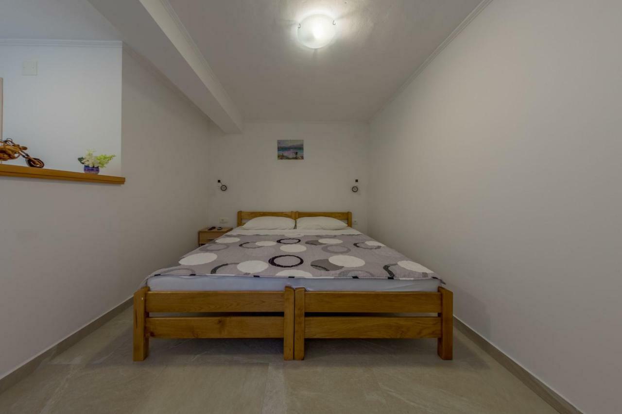 Room Nino สกราดิน ภายนอก รูปภาพ